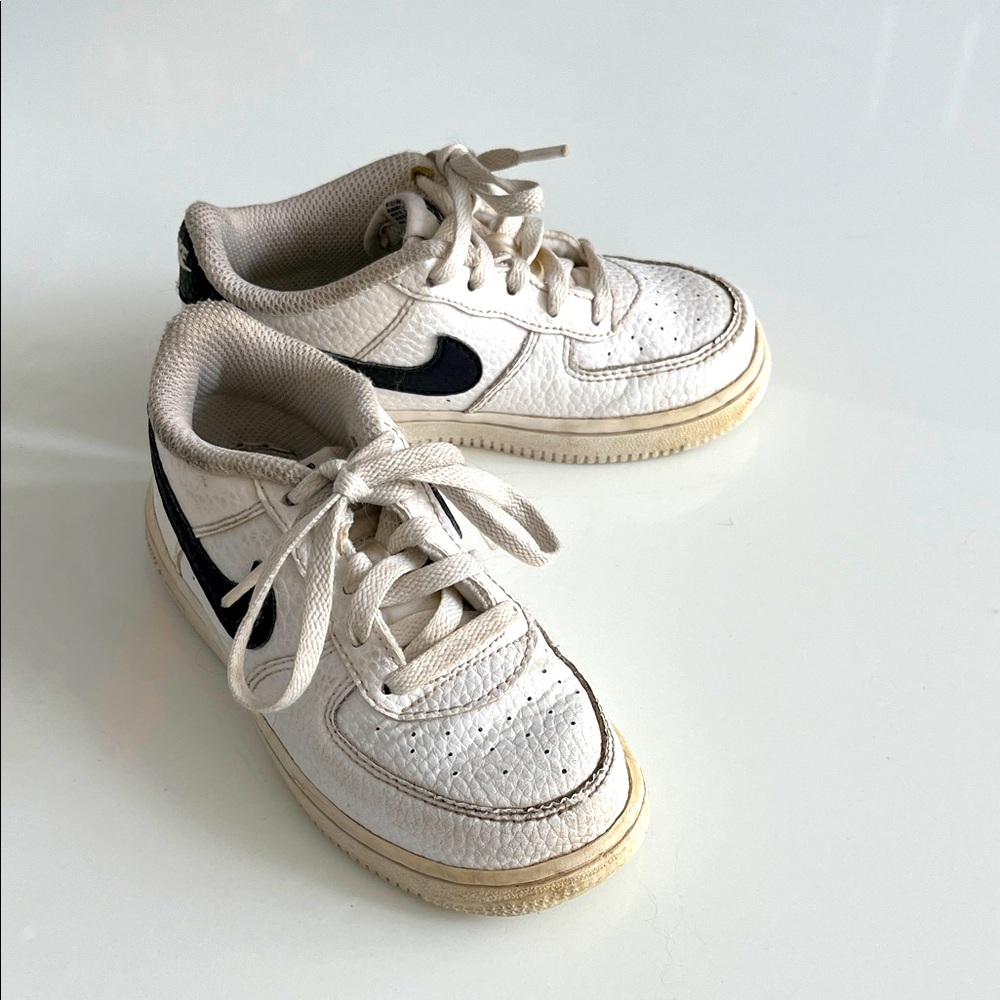 Nike Air Force one classic